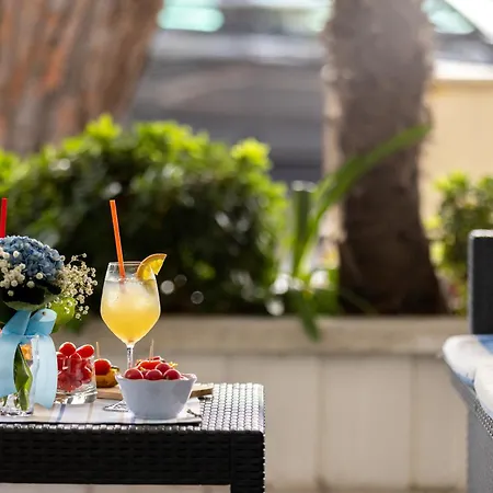 Szálloda Capitol 3*