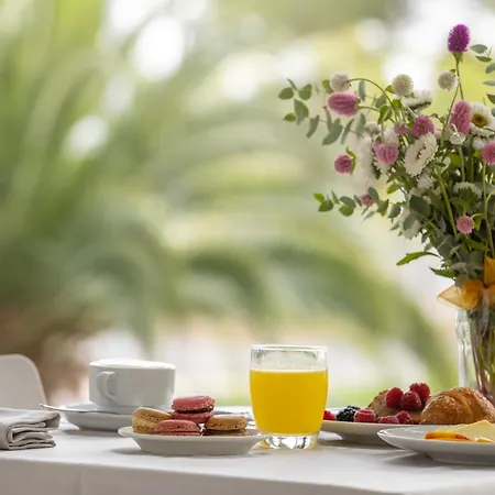 Capitol Szálloda 3*