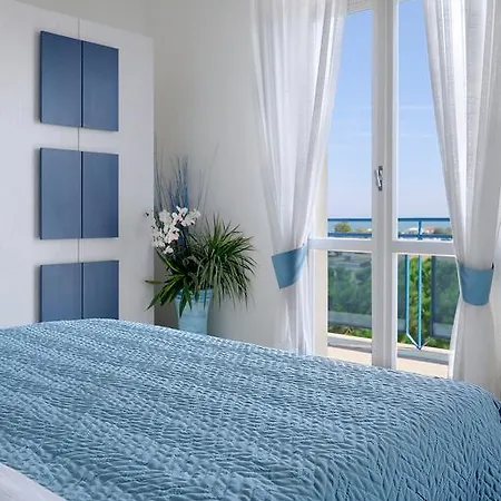 Hotel Capitol 3*